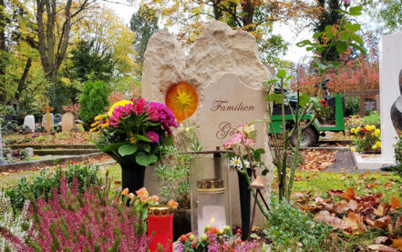 Weimar Hauptfriedhof Urnengrabmal Görk & Einicke