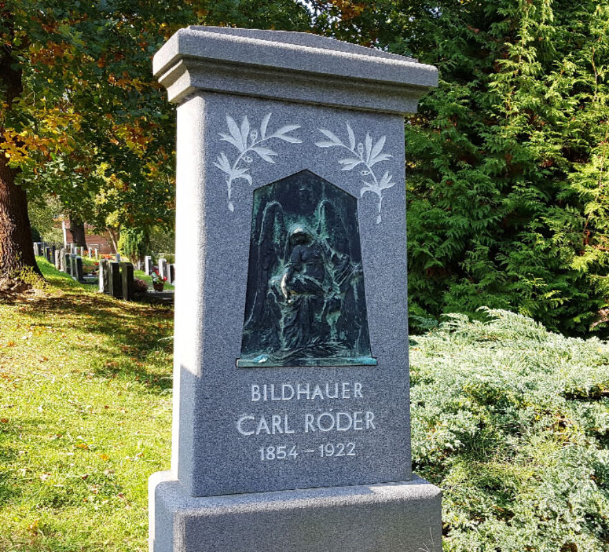 Bildhauer Carl Röder - Grabstätte mit historischem Grabstein