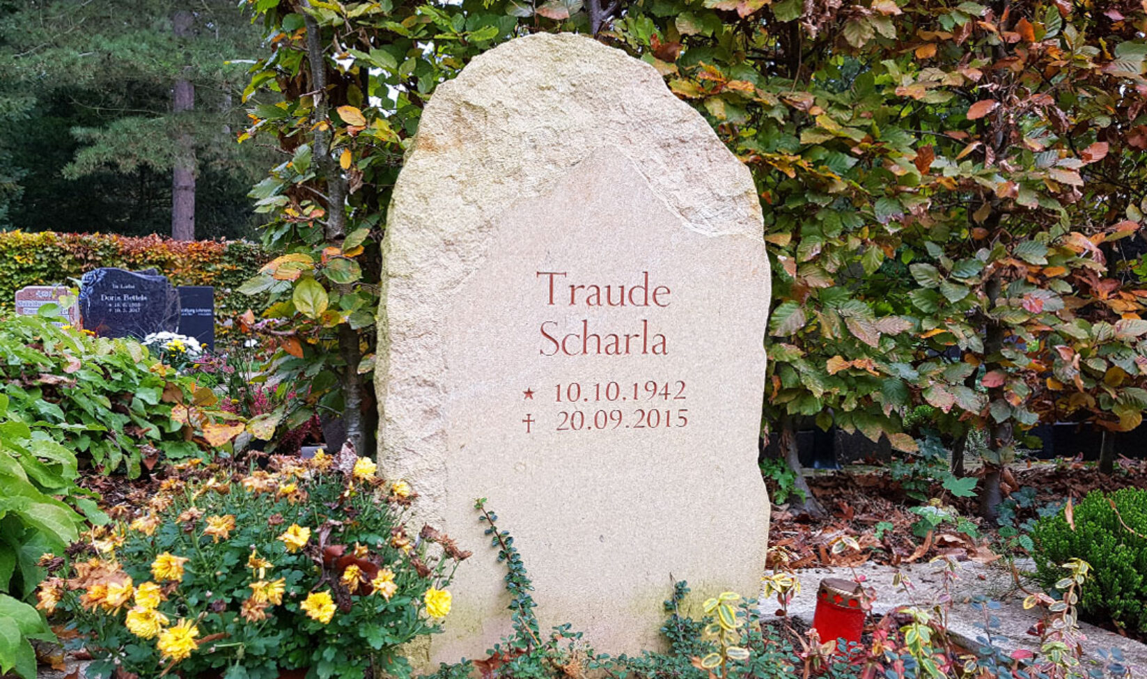 Stilvolle Grabsteine Referenz