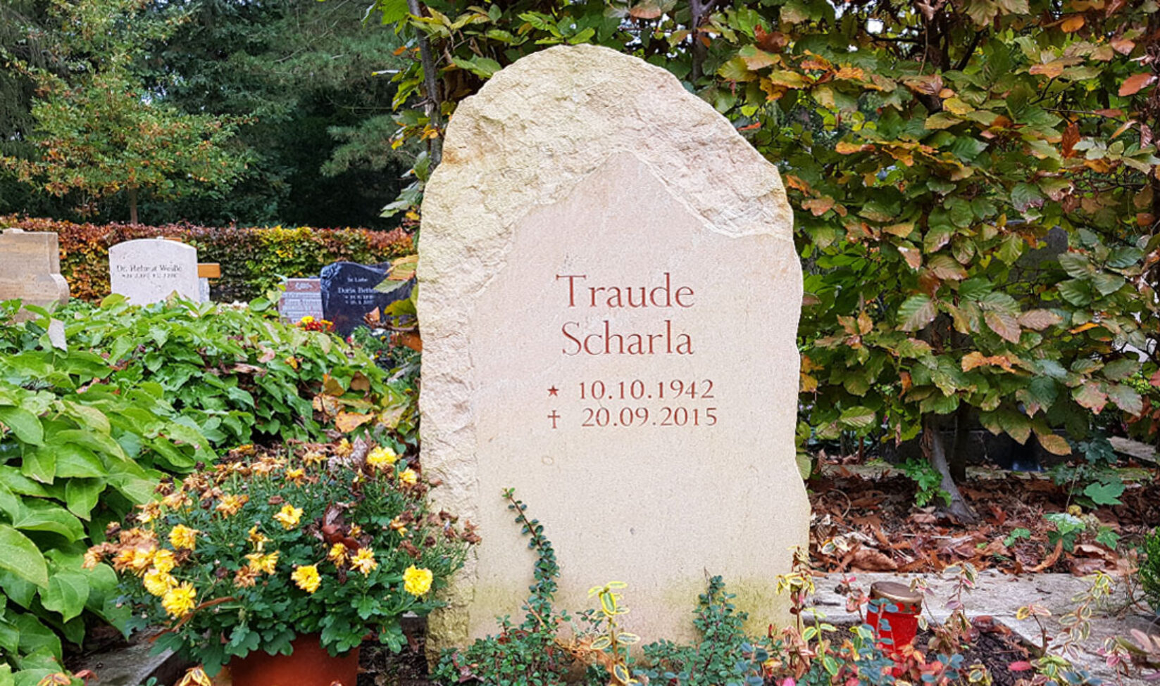 Stilvolle Grabsteine Referenz