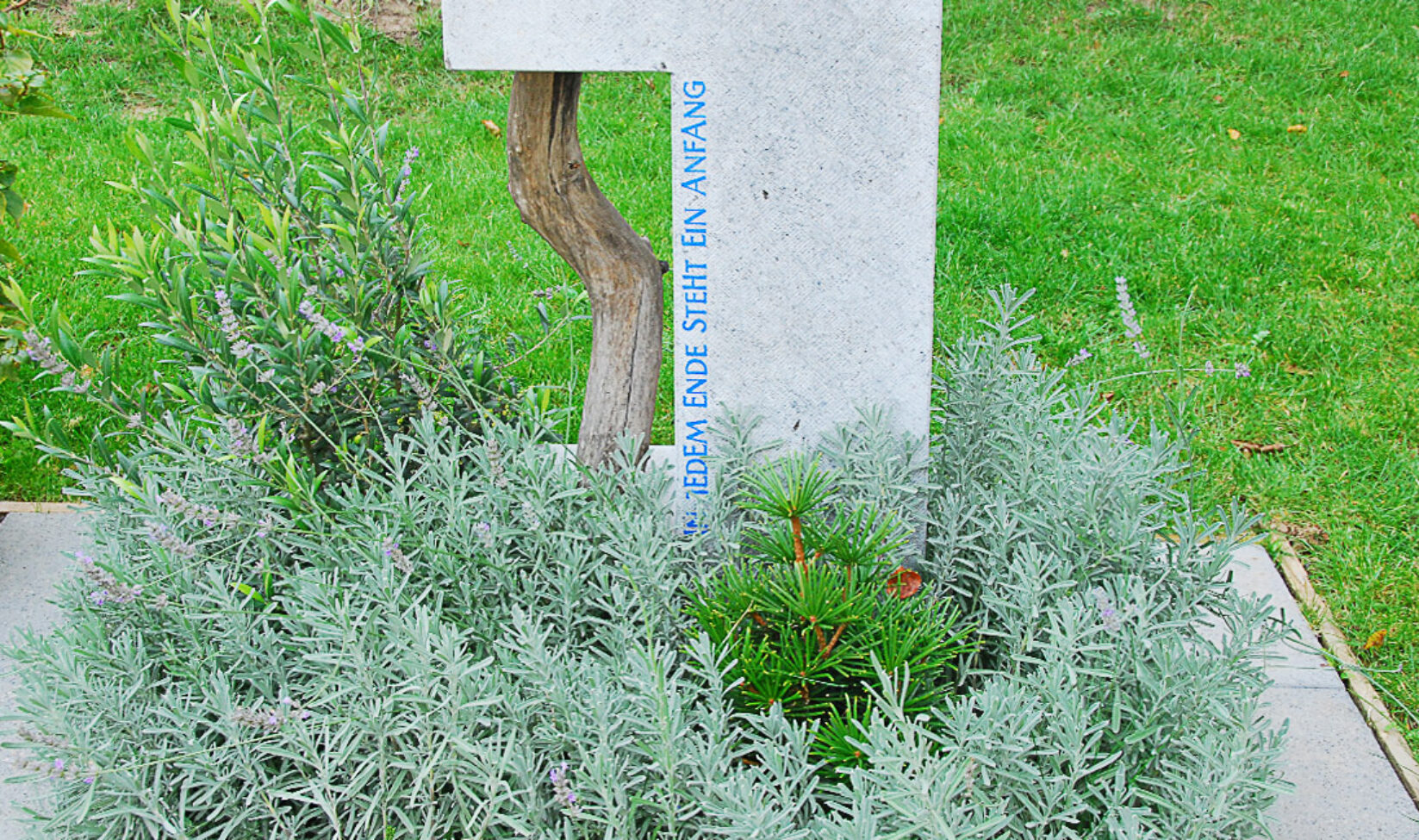 Stilvolle Grabsteine Referenz