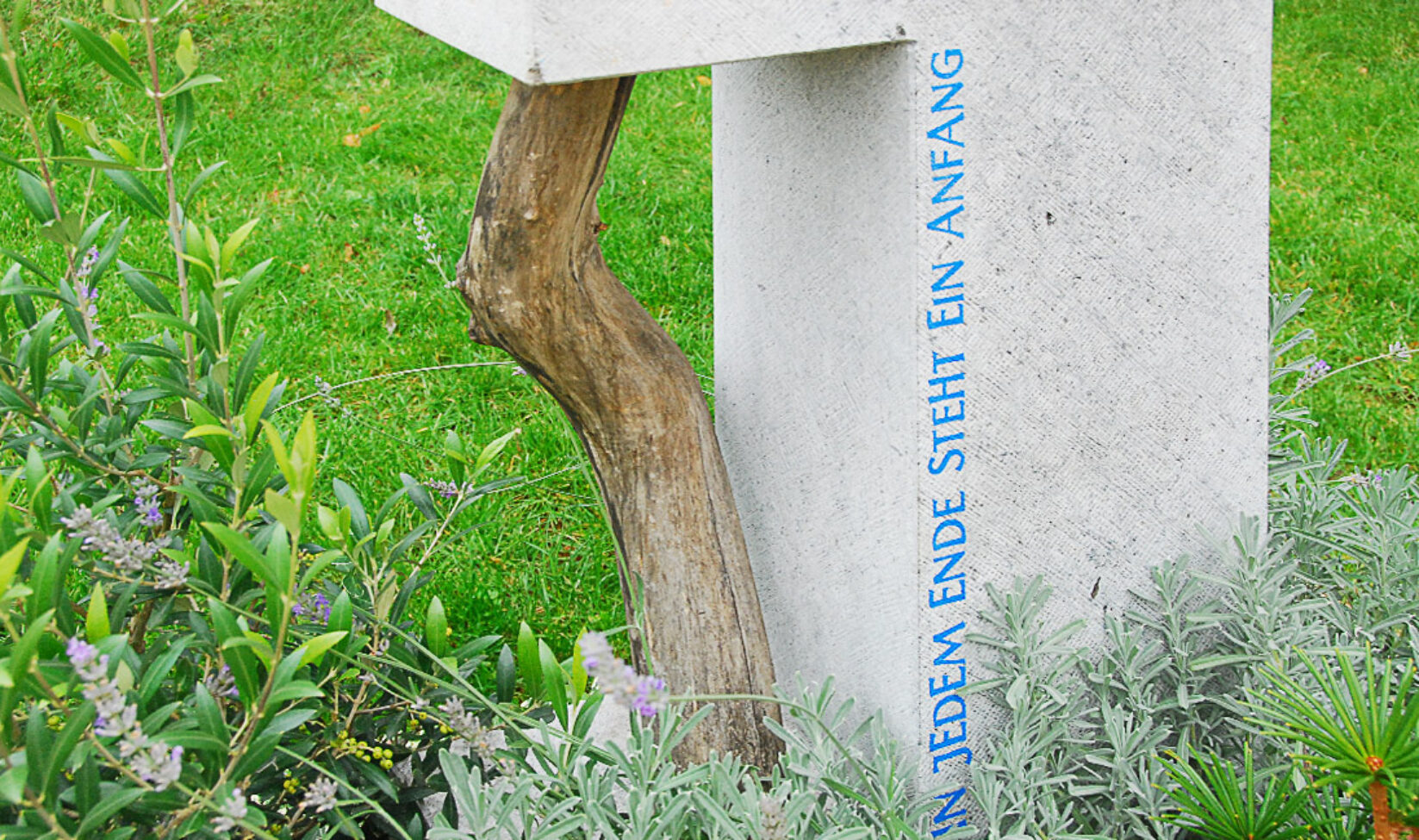 Stilvolle Grabsteine Referenz