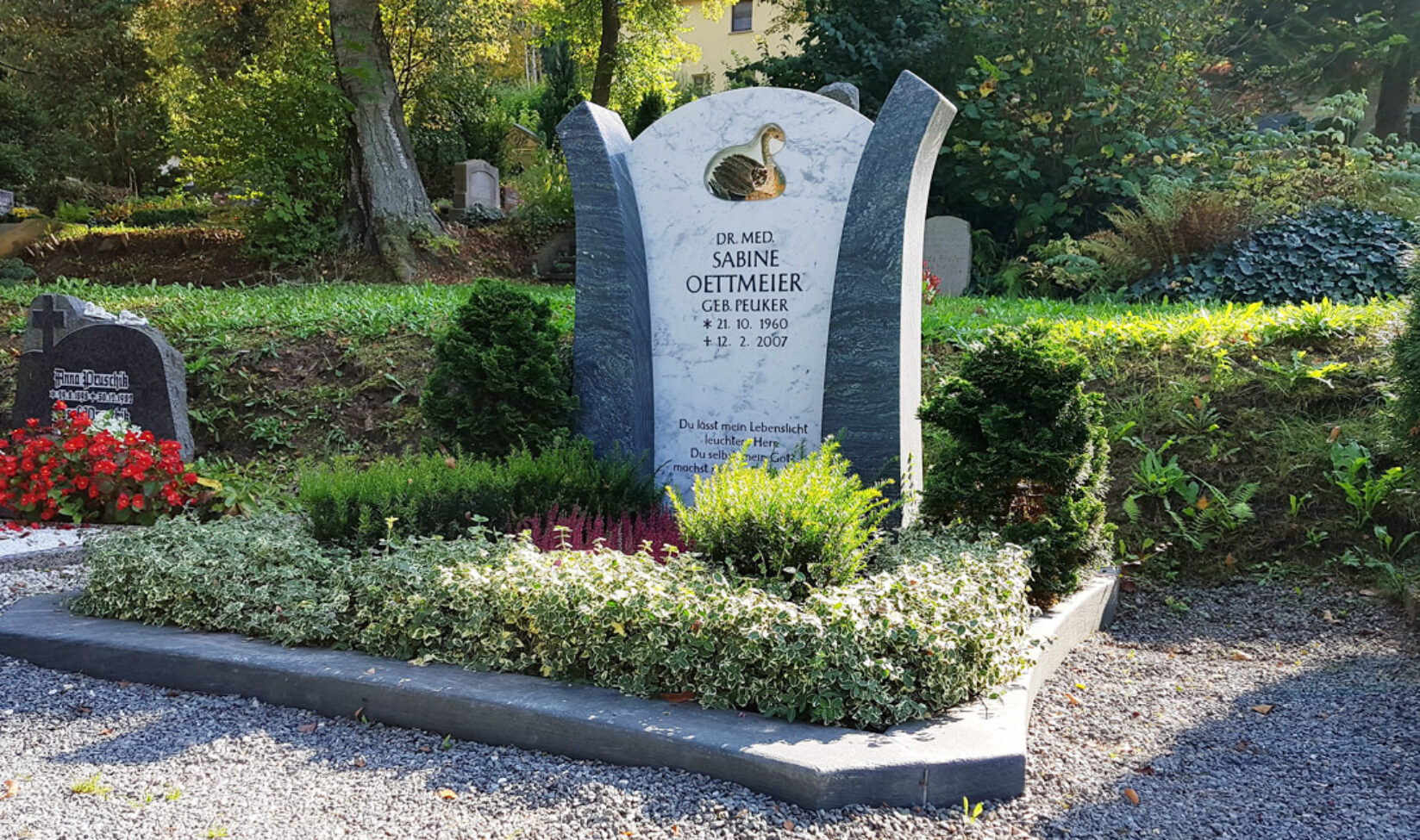Stilvolle Grabsteine Referenz