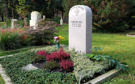 Dresden Trinitatisfriedhof Doppelgrabmal Bilz