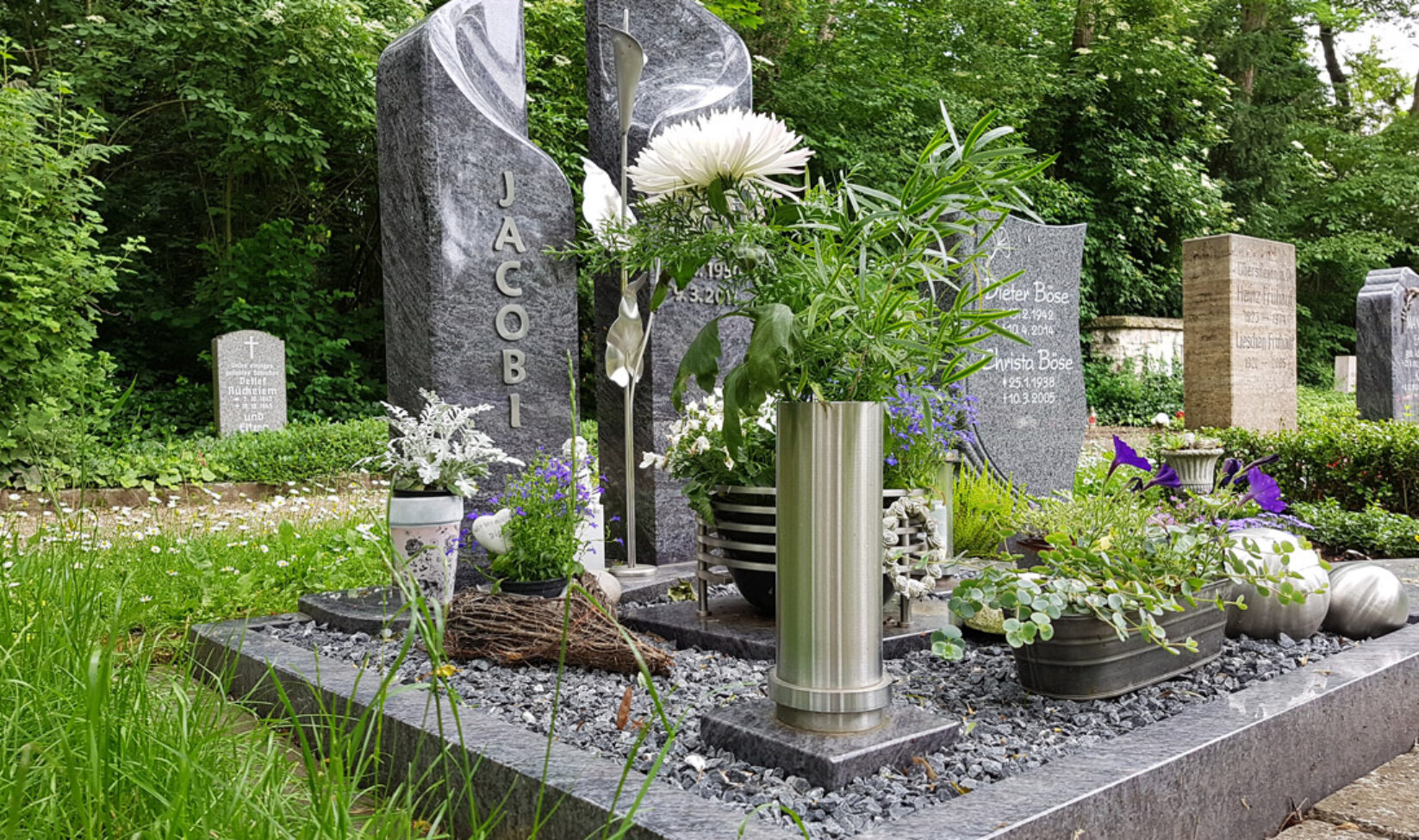 Stilvolle Grabsteine Referenz