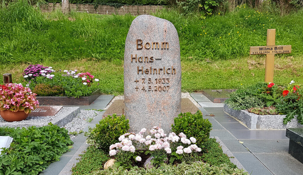 Grabstein Kosten Urnengrab Grabstein Kosten Urnengrab