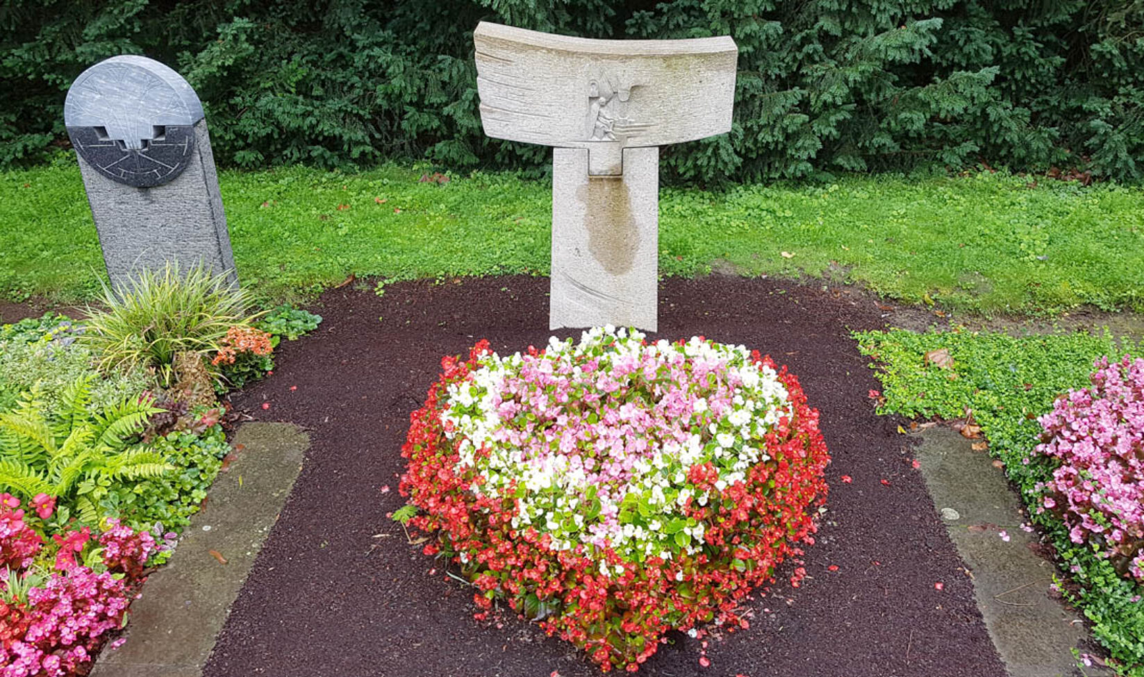 Stilvolle Grabsteine Referenz