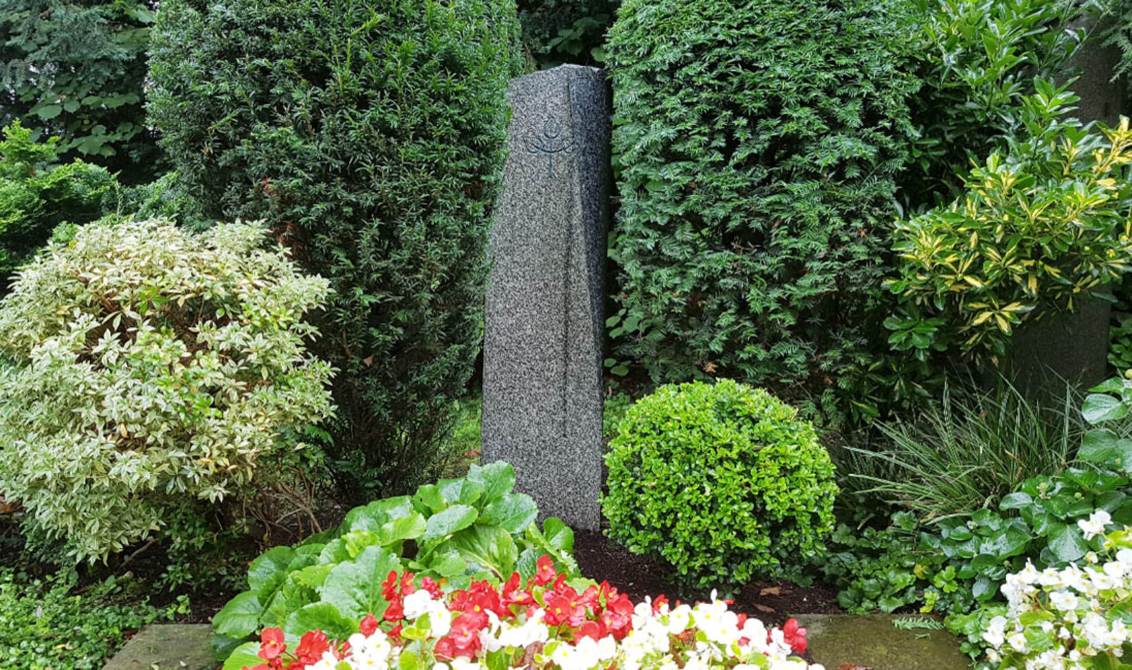 Stilvolle Grabsteine Referenz