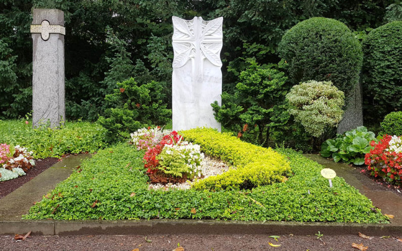 Köln Südfriedhof Mustergrabanlage Familiengrab Marmor - 1