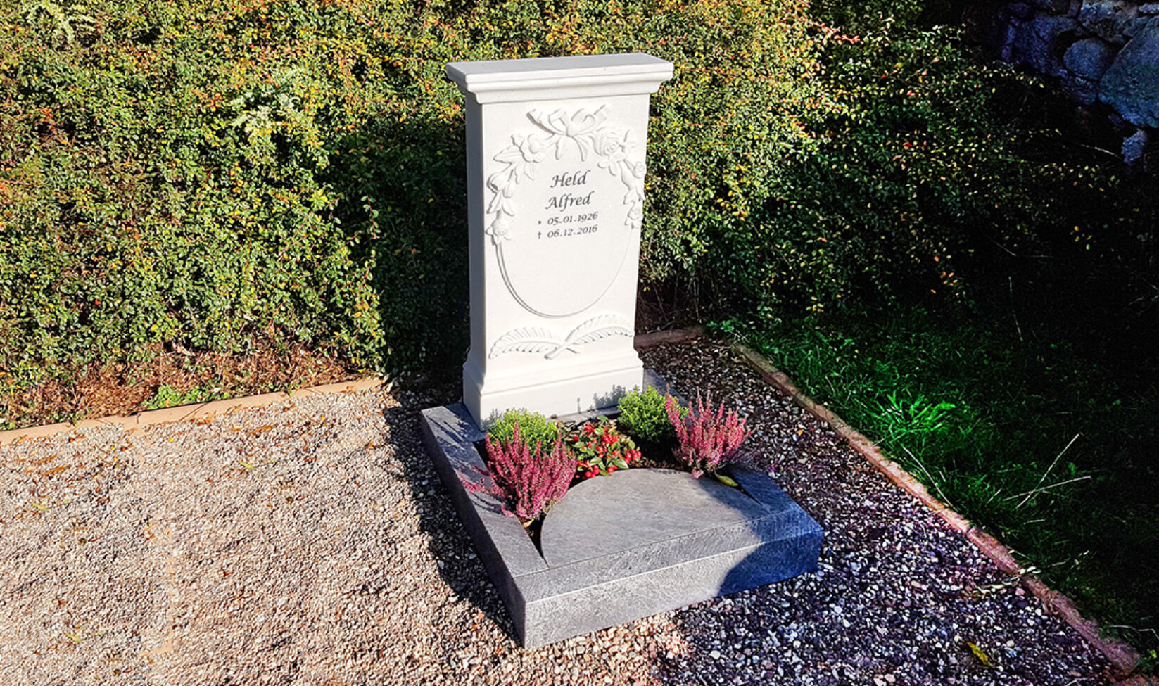 Stilvolle Grabsteine Referenz