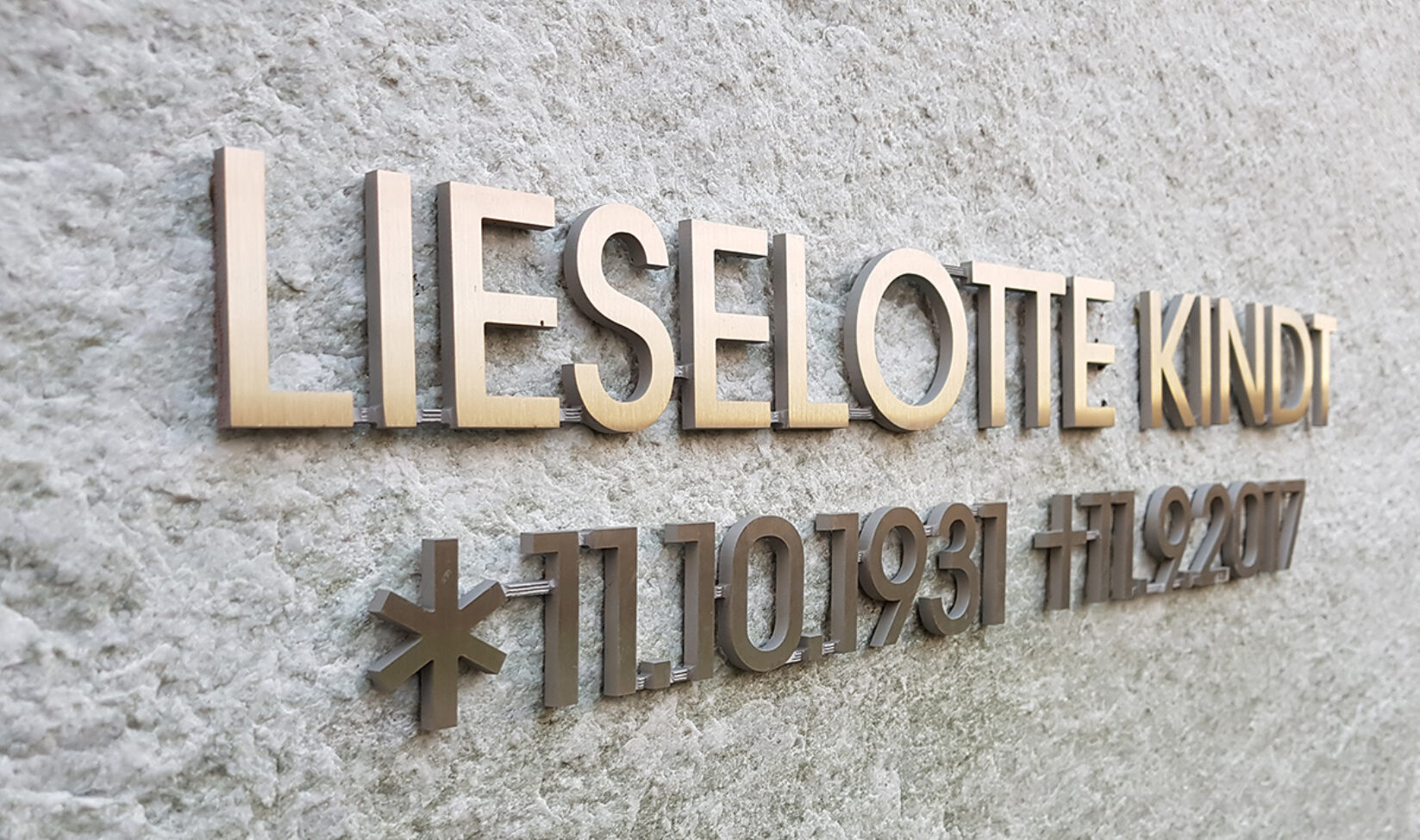 Stilvolle Grabsteine Referenz