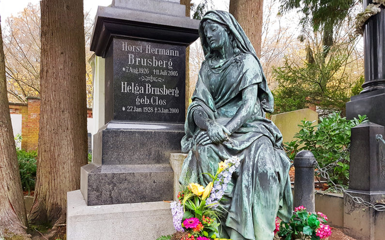 Wiesbaden Nordfriedhof historisches Grabmal Brusberg - 2