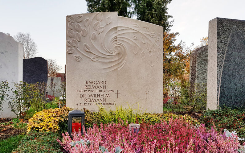 Vaterstetten Friedhof Familiengrab Reimann - 1