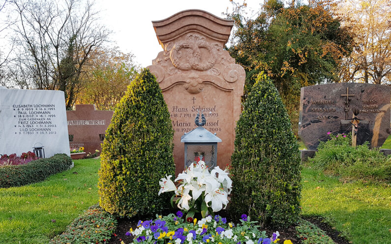 Vaterstetten Friedhof Doppelgrab Schüssel - 1