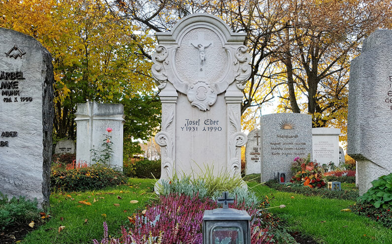 Vaterstetten Friedhof Einzelgrabstein Eder - 1