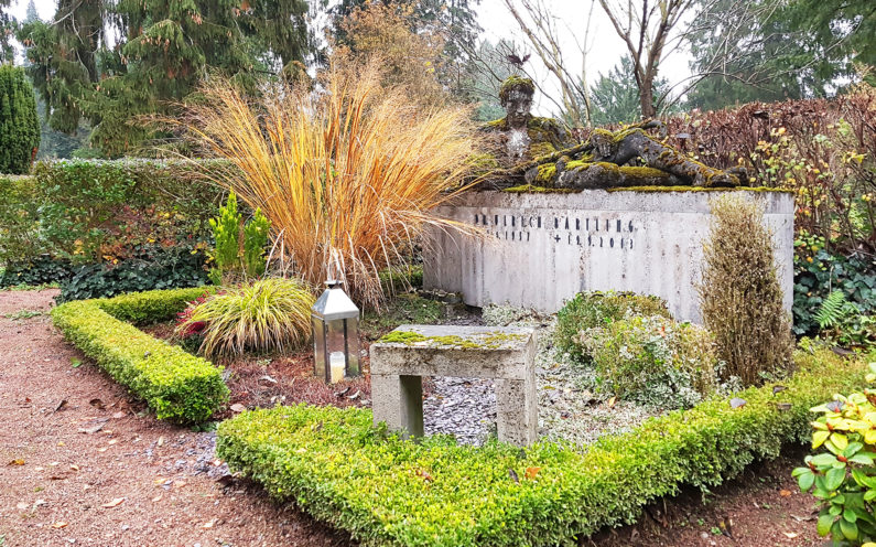 Wiesbaden Nordfriedhof moderne Grabstätte Bartling - 1