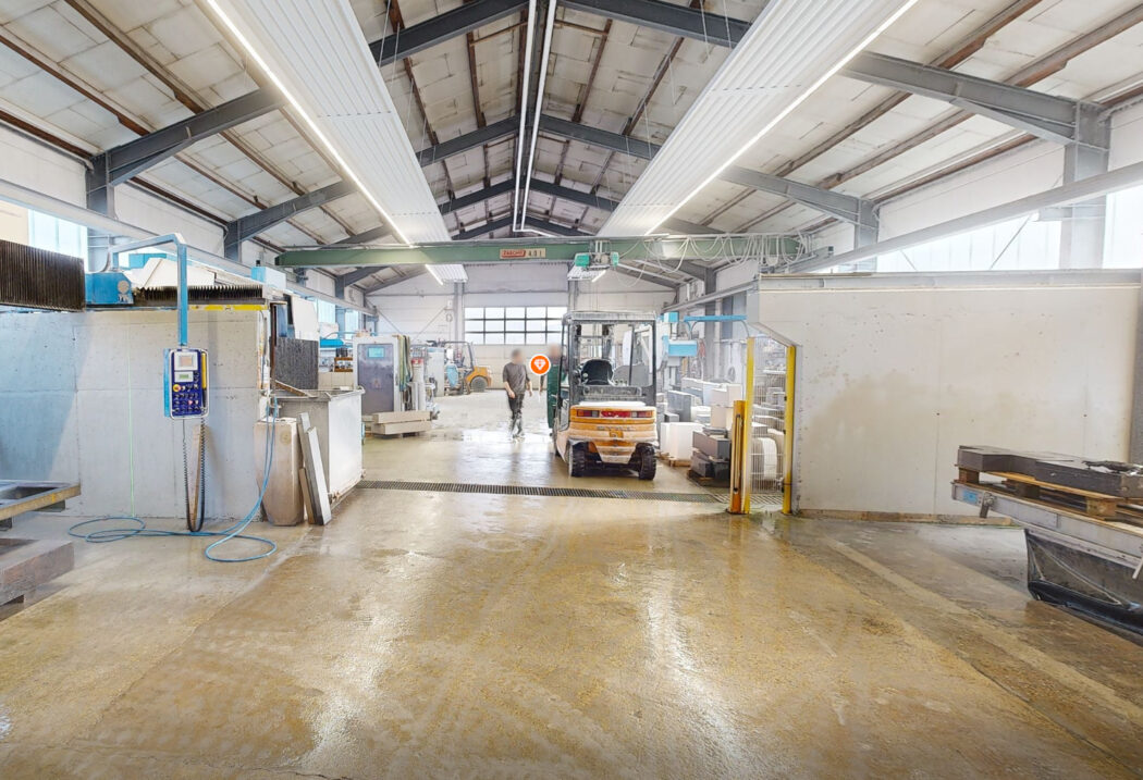 Blick in die Produktionshalle