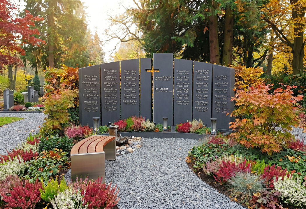 Gemeinschaftsgrabstätte Gestaltung im Herbst